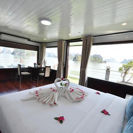 Hotel Halong Sapphire Cruise Nan Giang Exteriér fotografie