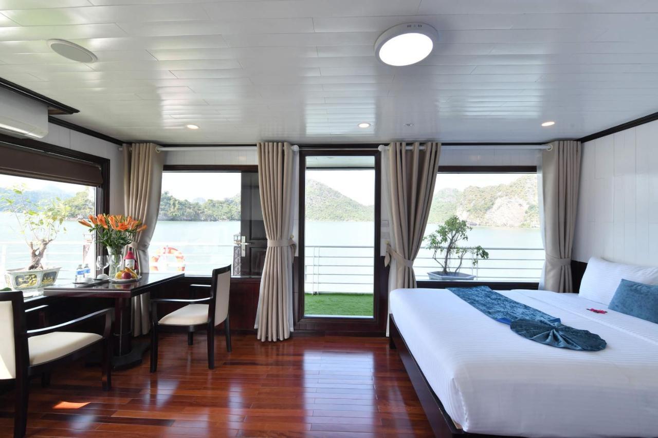 Hotel Halong Sapphire Cruise Nan Giang Exteriér fotografie